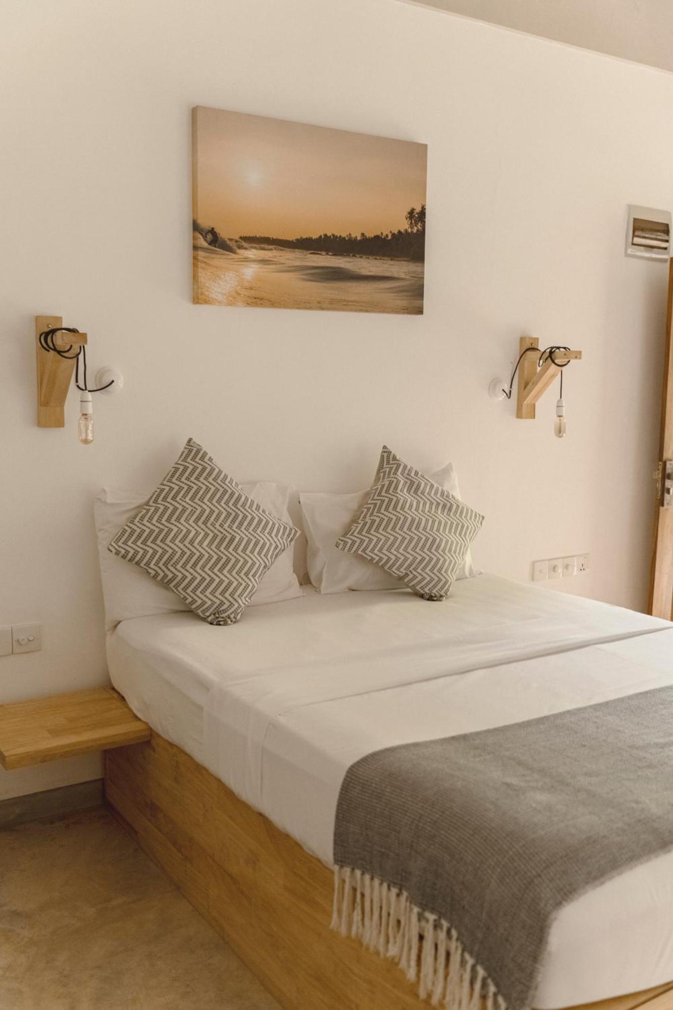 Taboo Hotel Dikwella Eksteriør billede